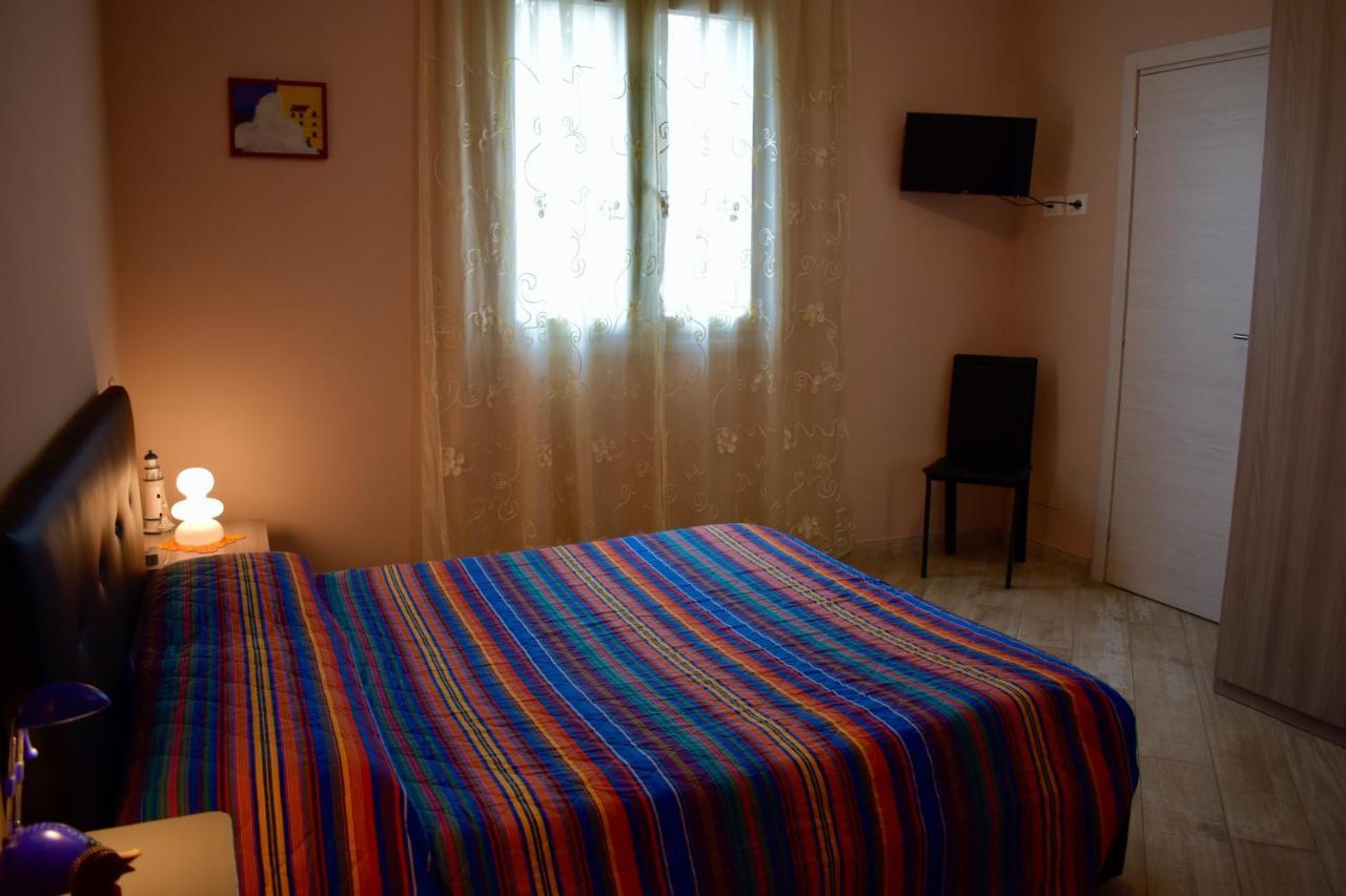 Bed and Breakfast Tra Il Borgo E Il Mare Cervo Exterior foto